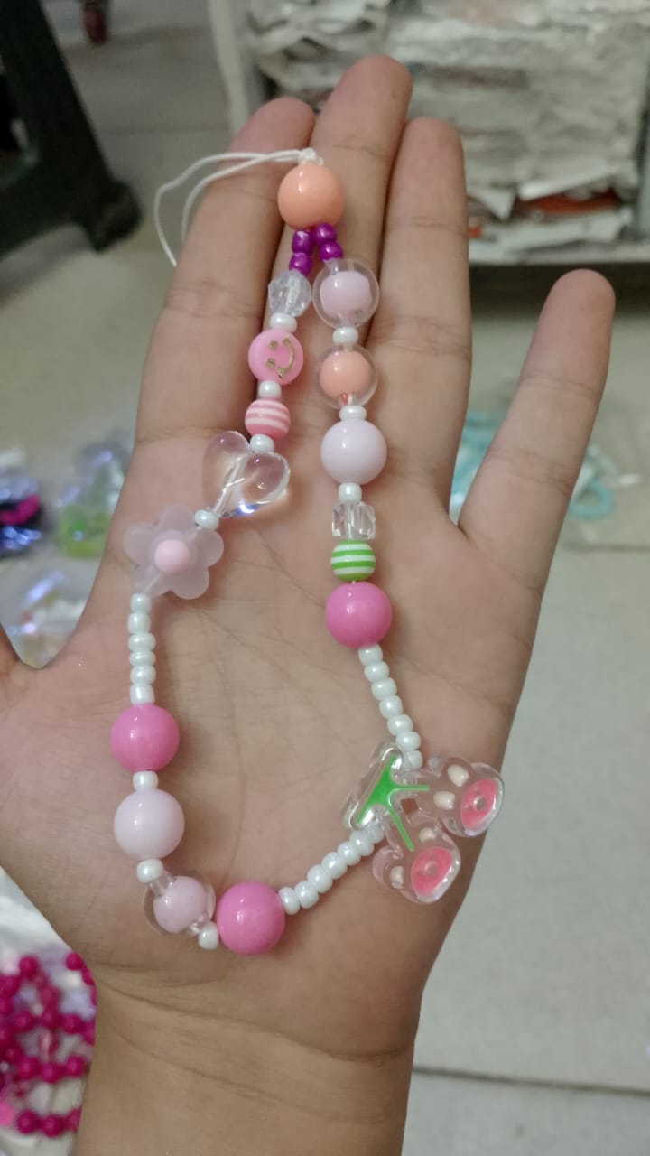 PK196 mix chains / charms