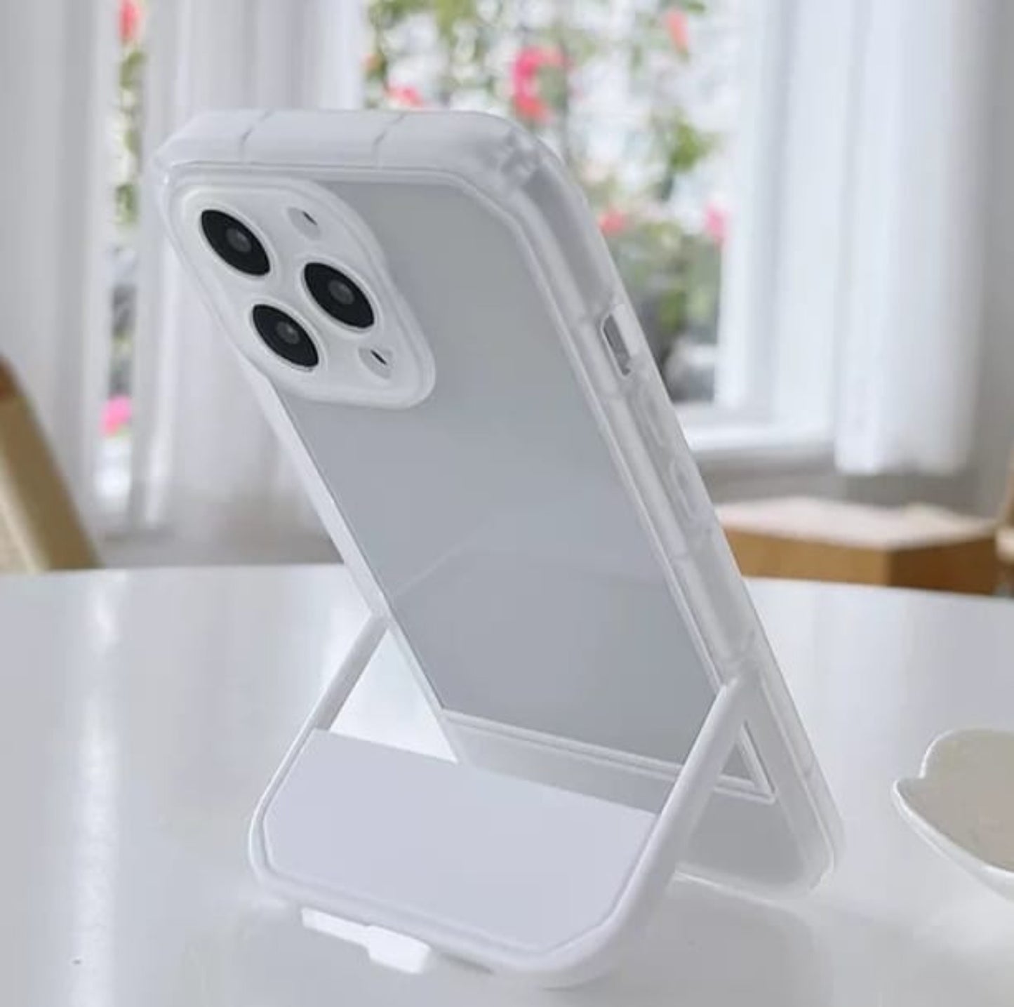 PK152 Translucent cases with stand transparent